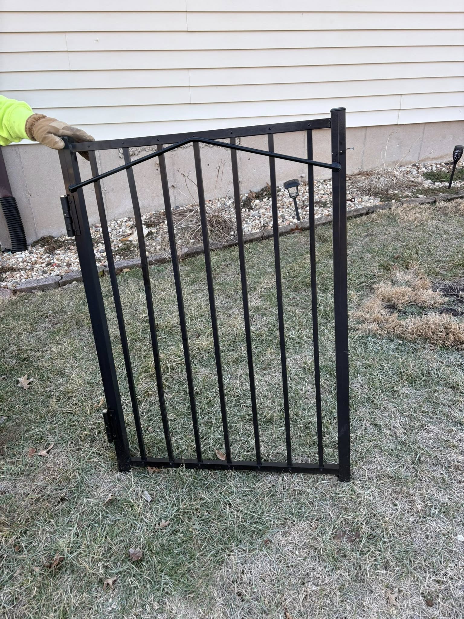 Arrow Fencing Inc. - Gate Repair & Replacement